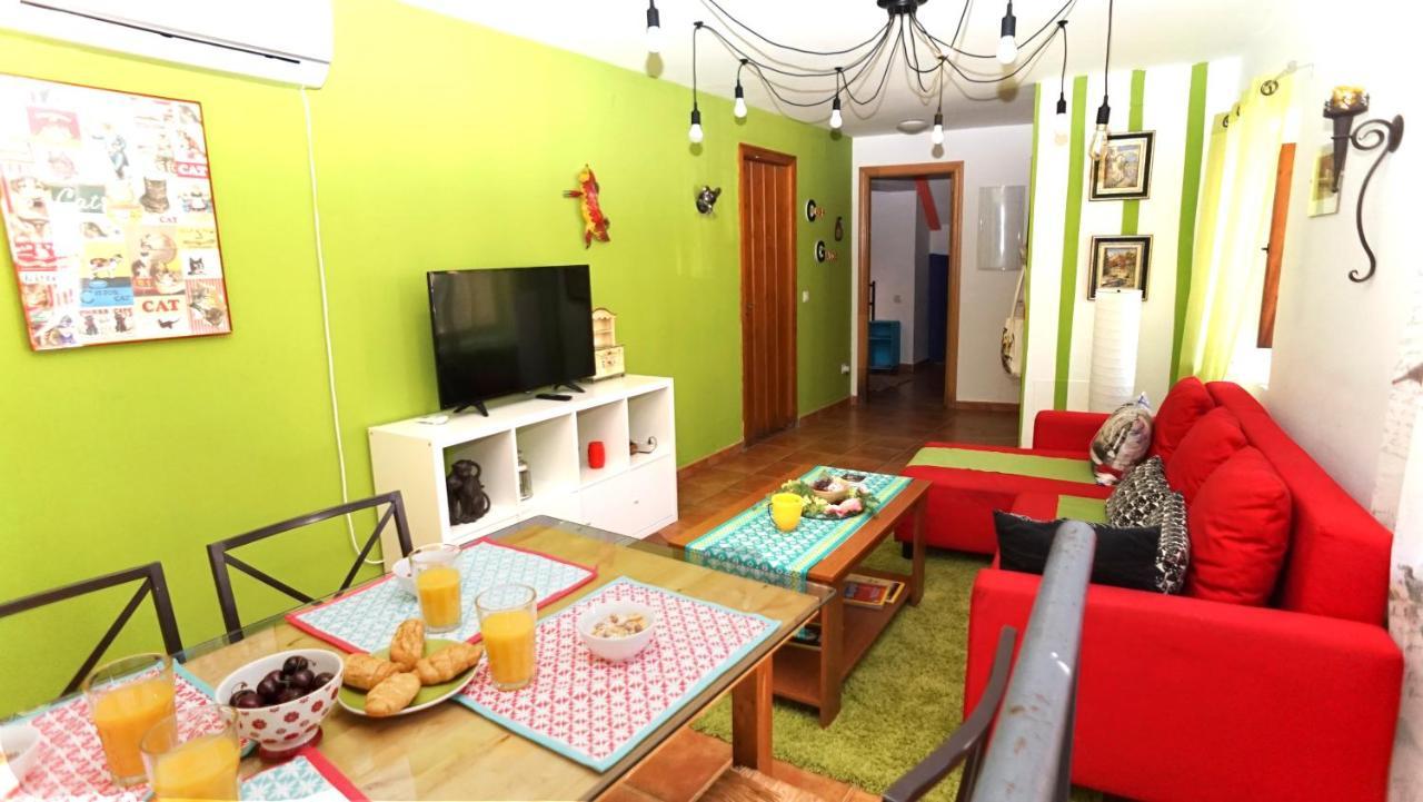 Casa Gatos Apartment *
